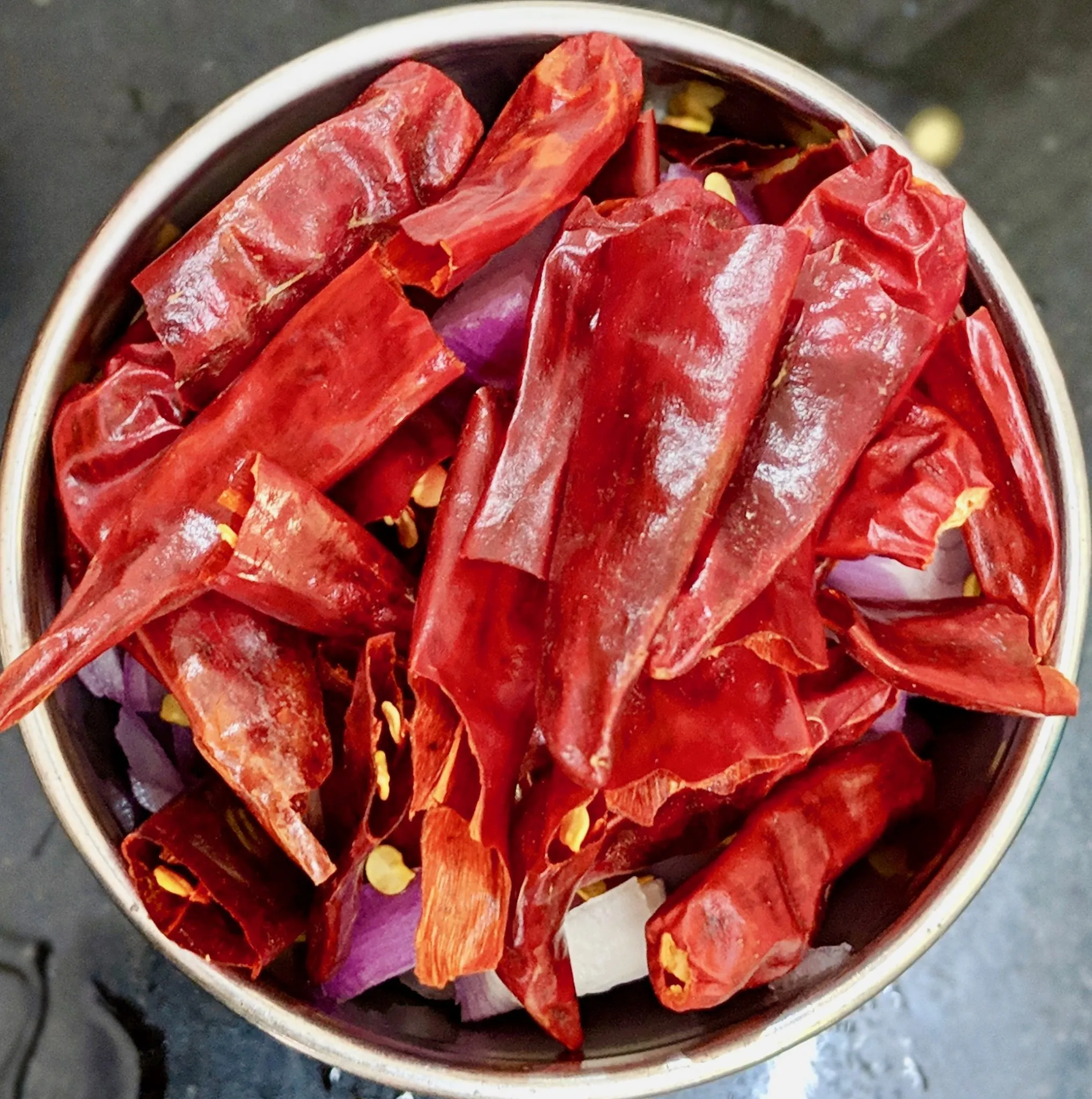 adding red chillies erra karam chutney