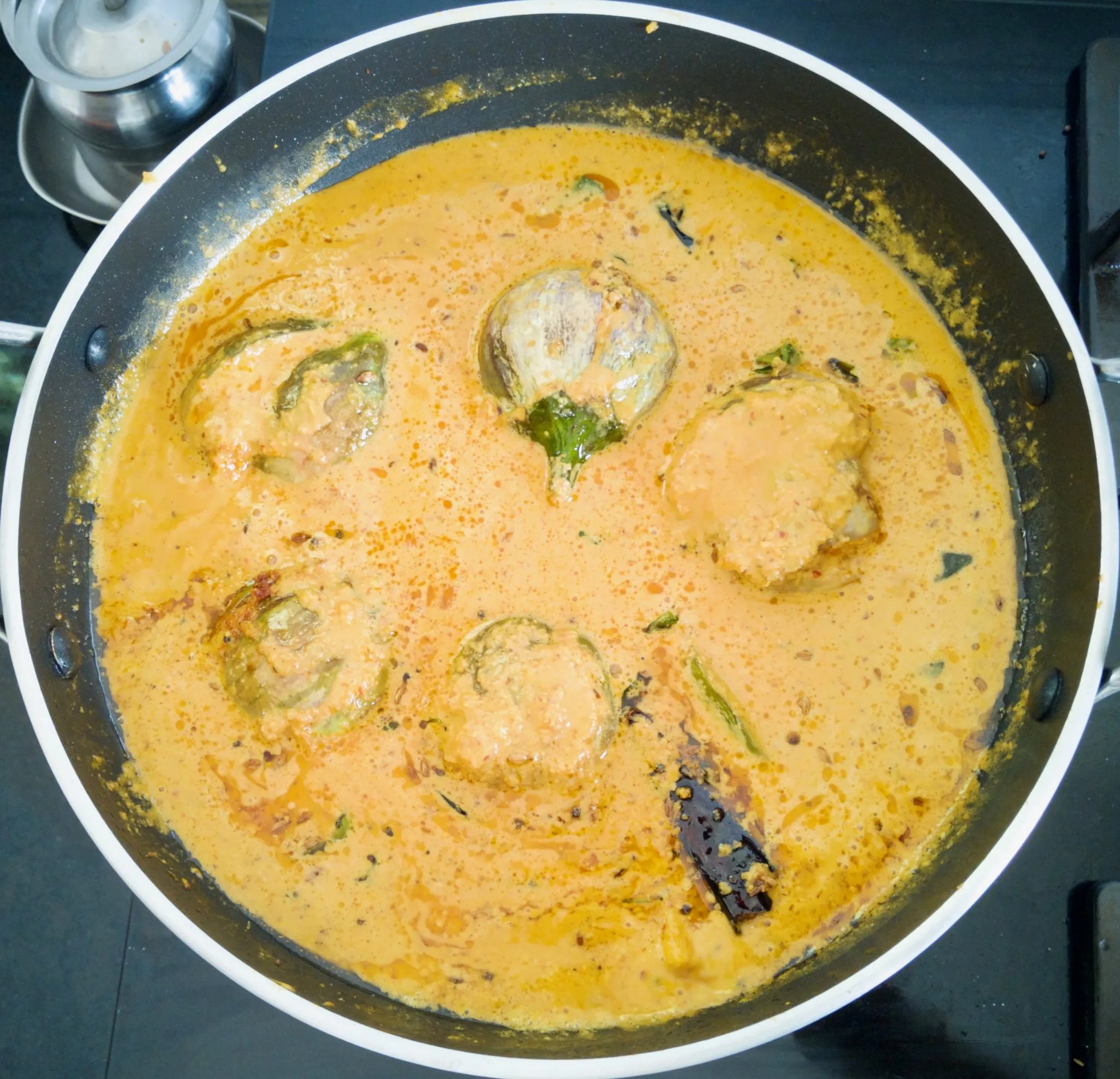 adding water nune vankaya (gurthu vankaya)